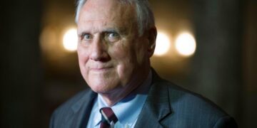 Republican former Sen. Jon Kyl of Arizona announces dementia diagnosis