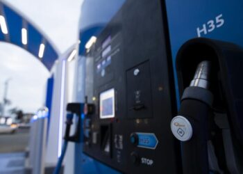 Federal watchdog will investigate Energy Department over selective blue state grant cancellations