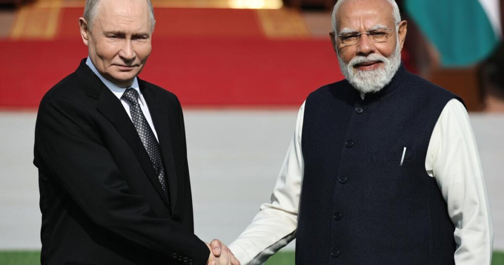 Putin and Modi hold talks and announce expansion of Russia-India trade ties