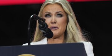 Bari Weiss will interview Charlie Kirk’s widow on CBS