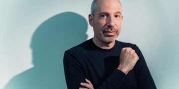 The writer of Netflix’s ‘A House of Dynamite’ explains its ambiguous ending