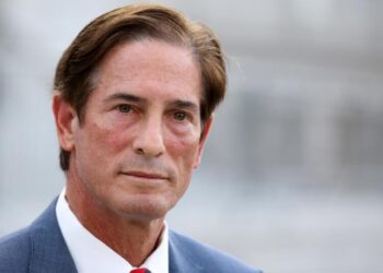 D.A. announces charges against unlicensed contractors in Altadena fire zone