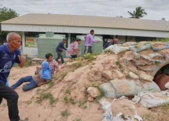 Fighting rages on Thai-Cambodian border despite Trump’s ceasefire claim