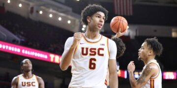 Jacob Cofie meets Eric Musselman’s challenge, leading USC past Washington State