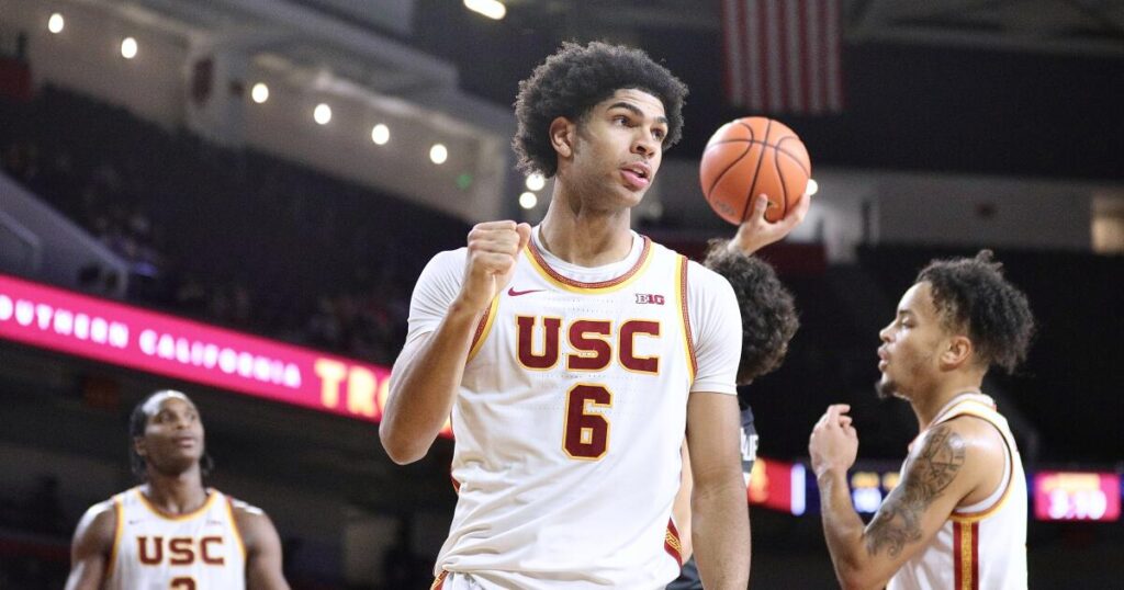 Jacob Cofie meets Eric Musselman’s challenge, leading USC past Washington State