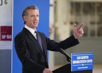 Pro-housing group sues Newsom over duplex ban in wildfire zones