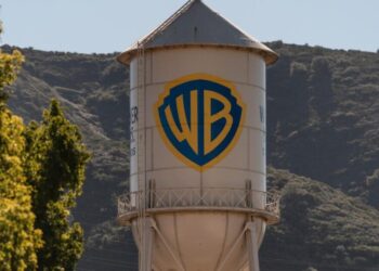Paramount goes hostile in bid for Warner Bros., challenging a $72 billion bid by Netflix
