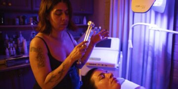 I tried the $430 tuning fork facial. Here’s how it went