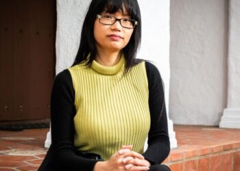 Tough job market has people using dating apps to get interviews