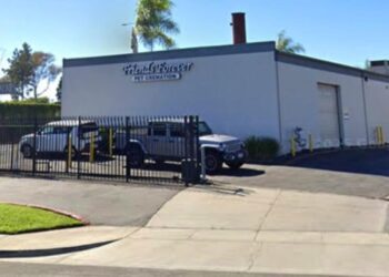 Pet owners find ‘grisly’ scene inside San Marcos crematory. Owner arrested, accused of grand theft