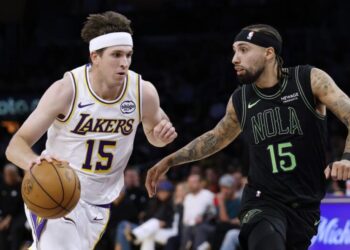 No LeBron, no problem: Luka Doncic, Austin Reaves lead Lakers past Pelicans