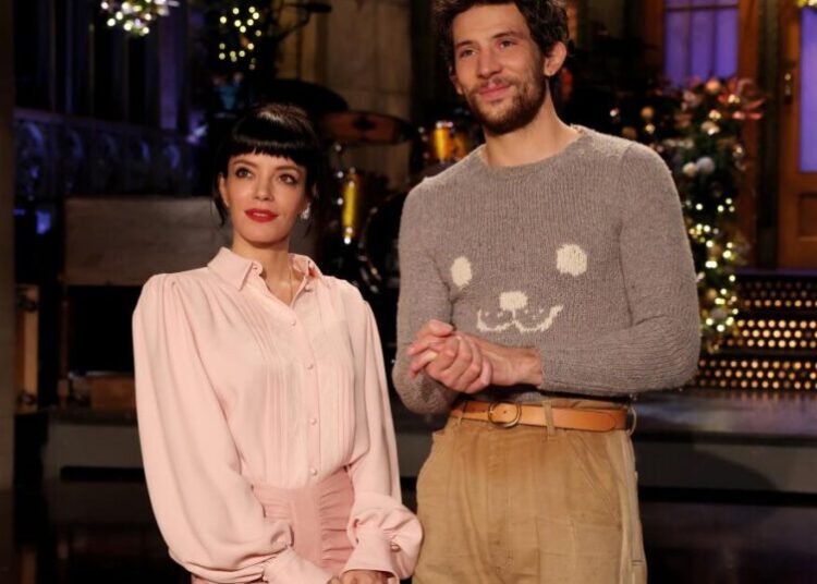 Josh O’Connor plays a sensitive stripper on ‘SNL’ and Lily Allen’s ‘Madeline’ has a surprise