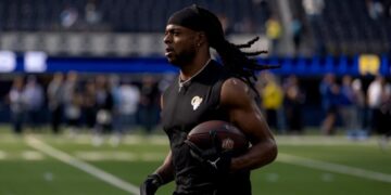 Davante Adams dealing with hamstring injury, but will he play for Rams vs. Seahawks?