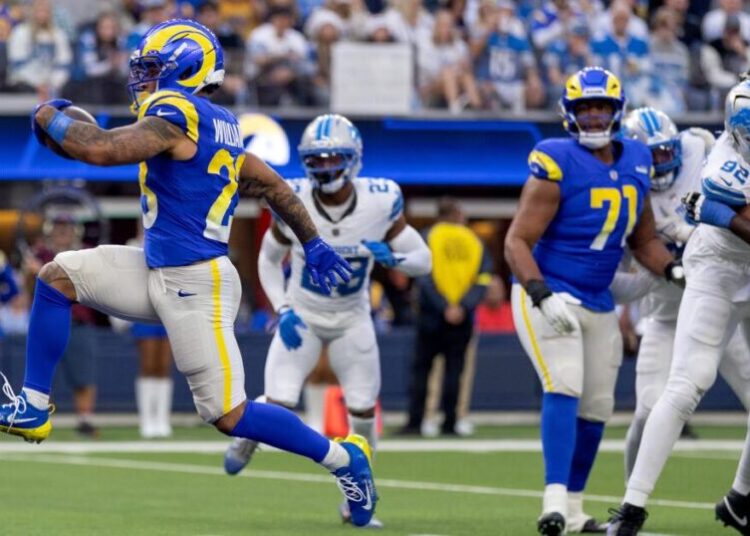 Rams pull off second-half comeback to defeat Lions and clinch playoff berth
