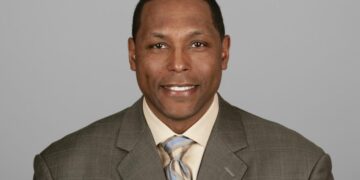 JSerra makes historic hire by selecting Verbum Dei grad Hardy Nickerson as its new football coach