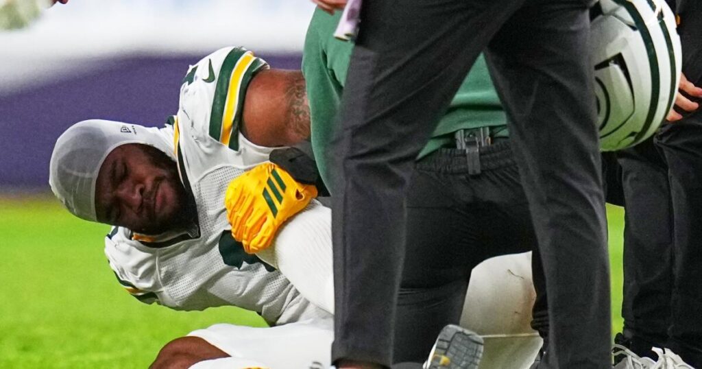 Packers star Micah Parsons is out for season with torn ACL, MRI confirms