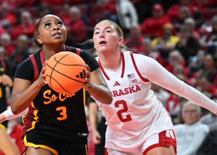 Londynn Jones sparks No. 17 USC to comeback win over No. 20 Nebraska