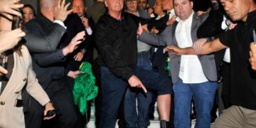 Brazilian ex-president Bolsonaro has double hernia surgery