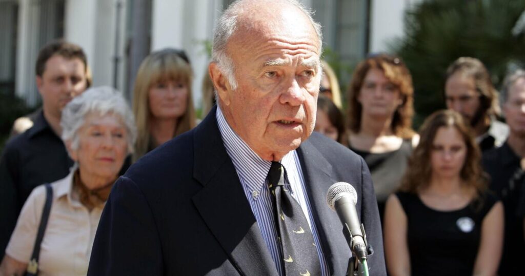 Ronald Reagan biographer, legendary California journalist Lou Cannon dies