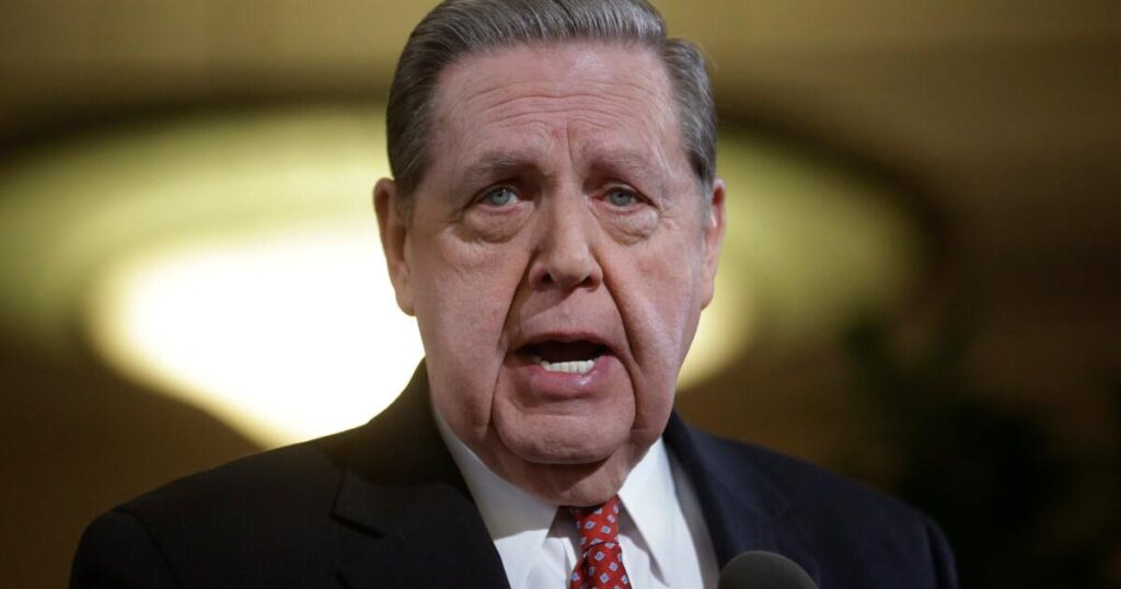 Jeffrey R. Holland, next in line to lead Mormon church, dies at 85