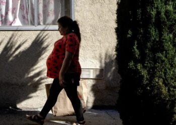 Pregnant immigrants held for months in detention despite rules against it