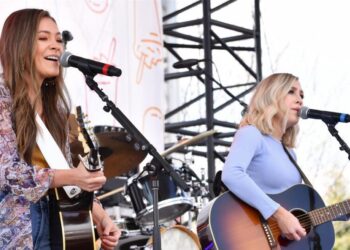 Maddie & Tae are going separate ways. But Madison Font and Taylor Kerr? Still besties