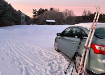 A winter storm threatens to bring blizzards and ice to parts of the U.S. amid busy travel week
