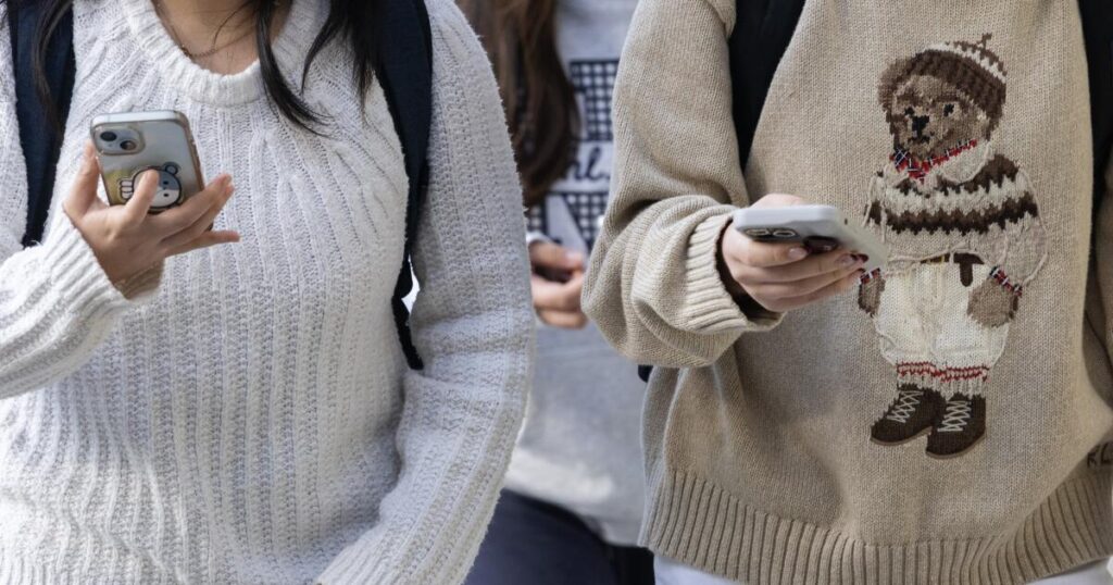 Harvard-Westlake blocks TikTok and Clash Royale on student phones. How’s that going down?