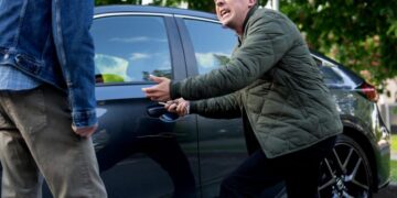 ‘Malcolm in the Middle’ explores mid-life with a Hulu reboot