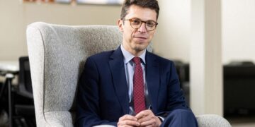 Shooting of MIT professor Nuno Loureiro has police still searching for a suspect