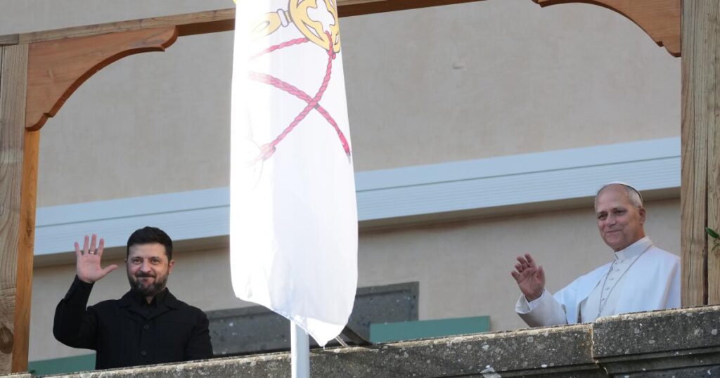 Pope criticizes U.S. bid to end U.S.-Europe alliance, insists on Europe role in Ukraine peace