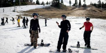Skiers call this resort ‘Big Bare.’ Will the coming storm save California’s ski season?