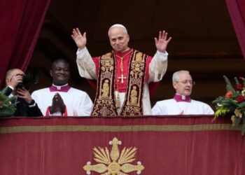 Pope Leo XIV urges the faithful on Christmas to shed indifference in the face of suffering