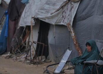 A blast in Gaza wounds a soldier and Israel accuses Hamas of ceasefire violation