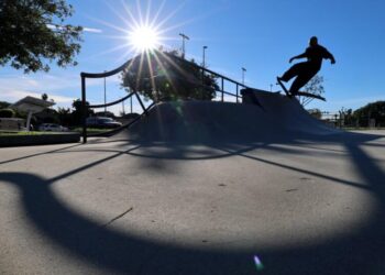 Southern California is in for a windy week. Here’s where the Santa Anas will be strongest