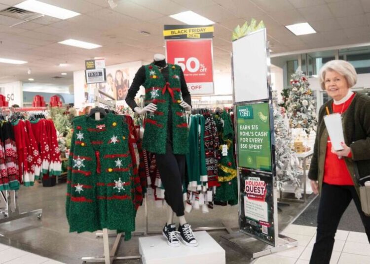 Americans dip into savings, seek bargains as holiday inflation persists, poll shows