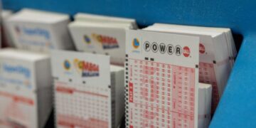 Who wants to be a billionaire? Powerball jackpot hits $1 billion for second time this year