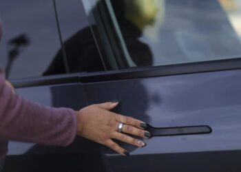 Tesla owners buy emergency escape tools amid safety concerns