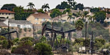 L.A. County sues oil companies over unplugged oil wells in Inglewood
