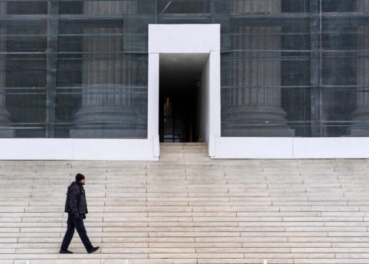 Supreme Court poised to strike down Watergate-era campaign finance limits