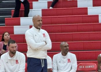 Prep basketball roundup: Redondo Union is preparing to compete with the best