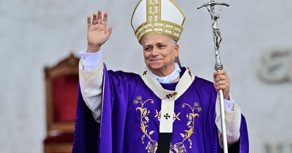 Pope Leo XIV delivers peace message to 150,000 at Beirut Mass