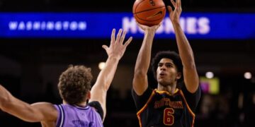 After scrambling to find an opponent, USC dominates in win over UC Santa Cruz
