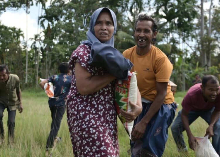 Asia flood death toll surpasses 1,500 as calls grow to fight deforestation