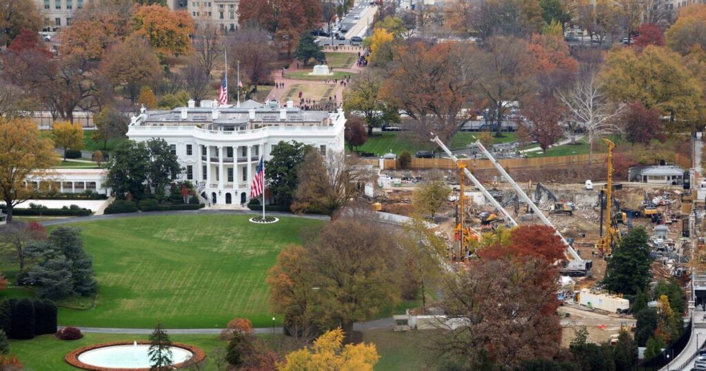 Trump replaces architect to lead $300-million White House ballroom design