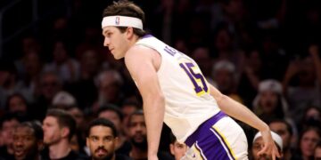 Lakers’ Austin Reaves will not return vs. Rockets because of calf soreness