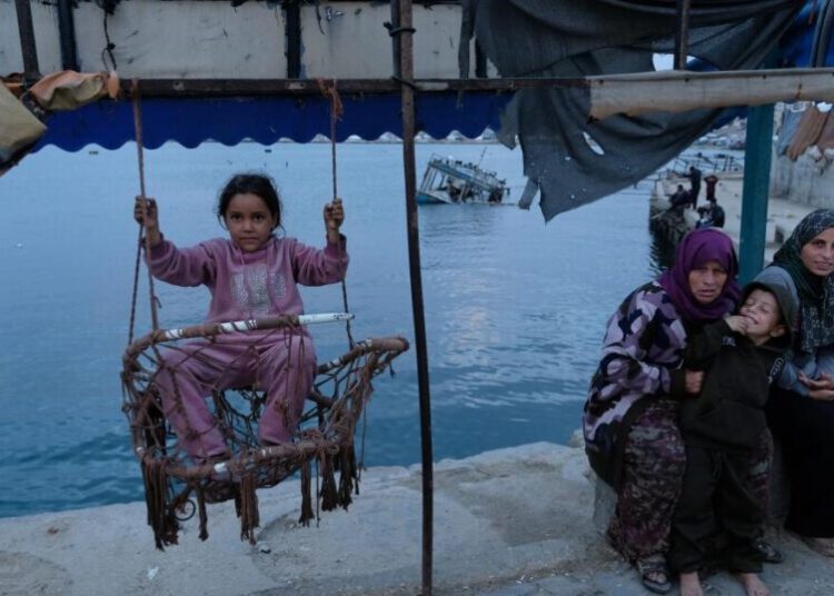 Gaza ceasefire is at a critical moment, Qatar’s leader says