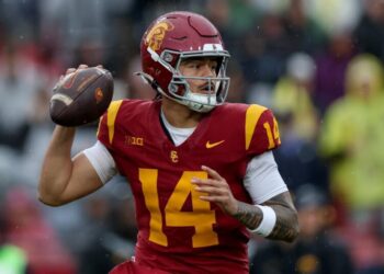 USC starting quarterback Jayden Maiava is returning for the 2026 season