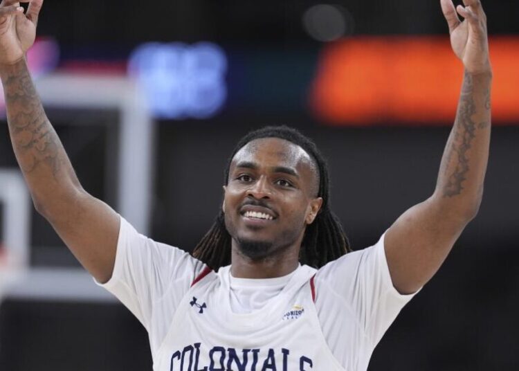 Eric Musselman, USC take rare step by adding point guard at midseason