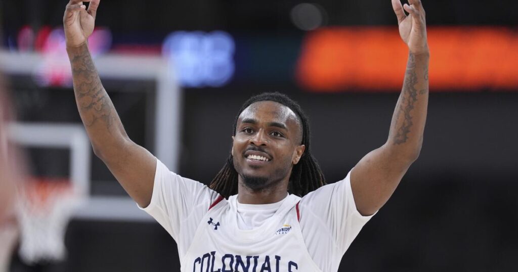 Eric Musselman, USC take rare step by adding point guard at midseason